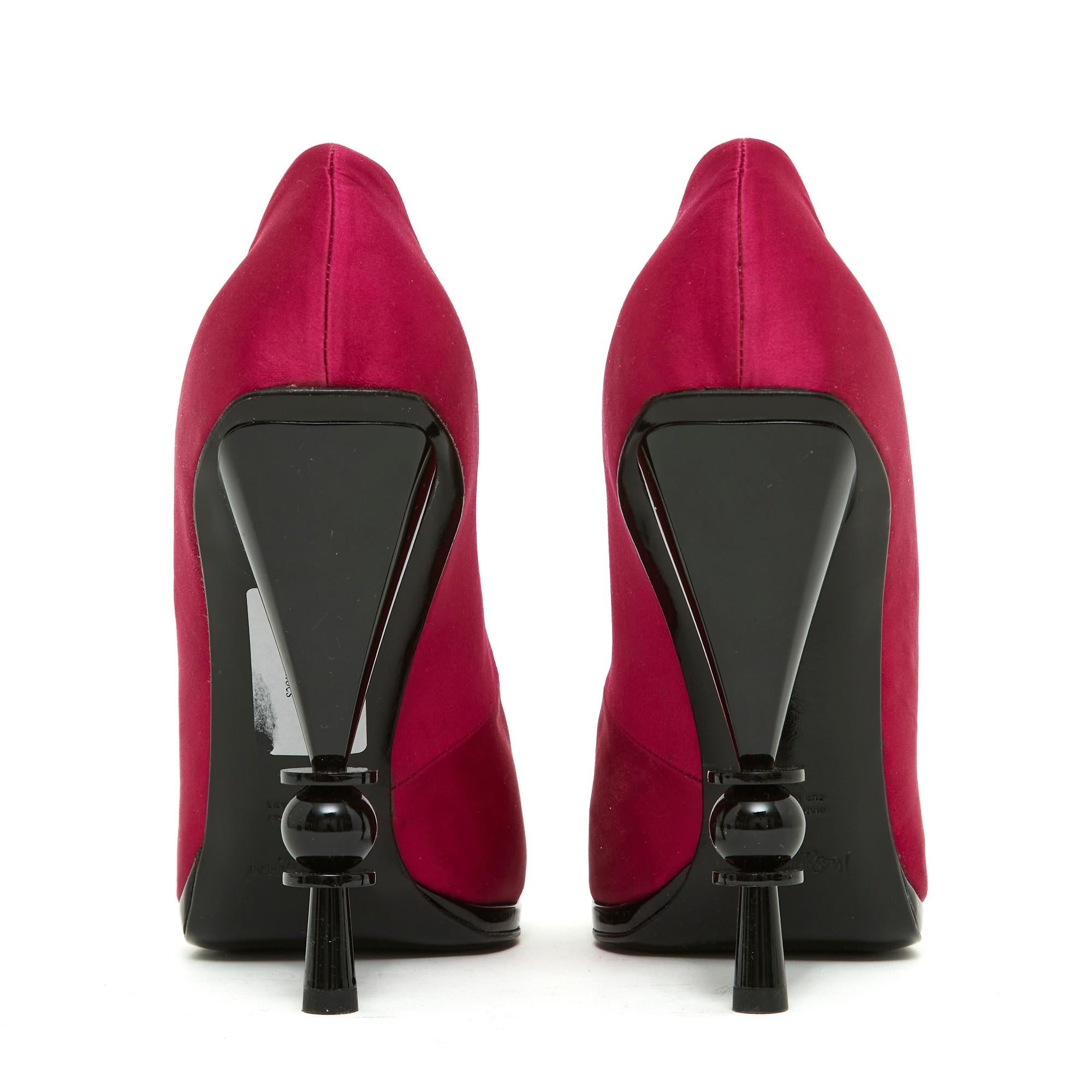 Women's SS2005 Yves Saint Laurent Stefano Pilati Shocking Pink Satin Pumps US8.5 New For Sale