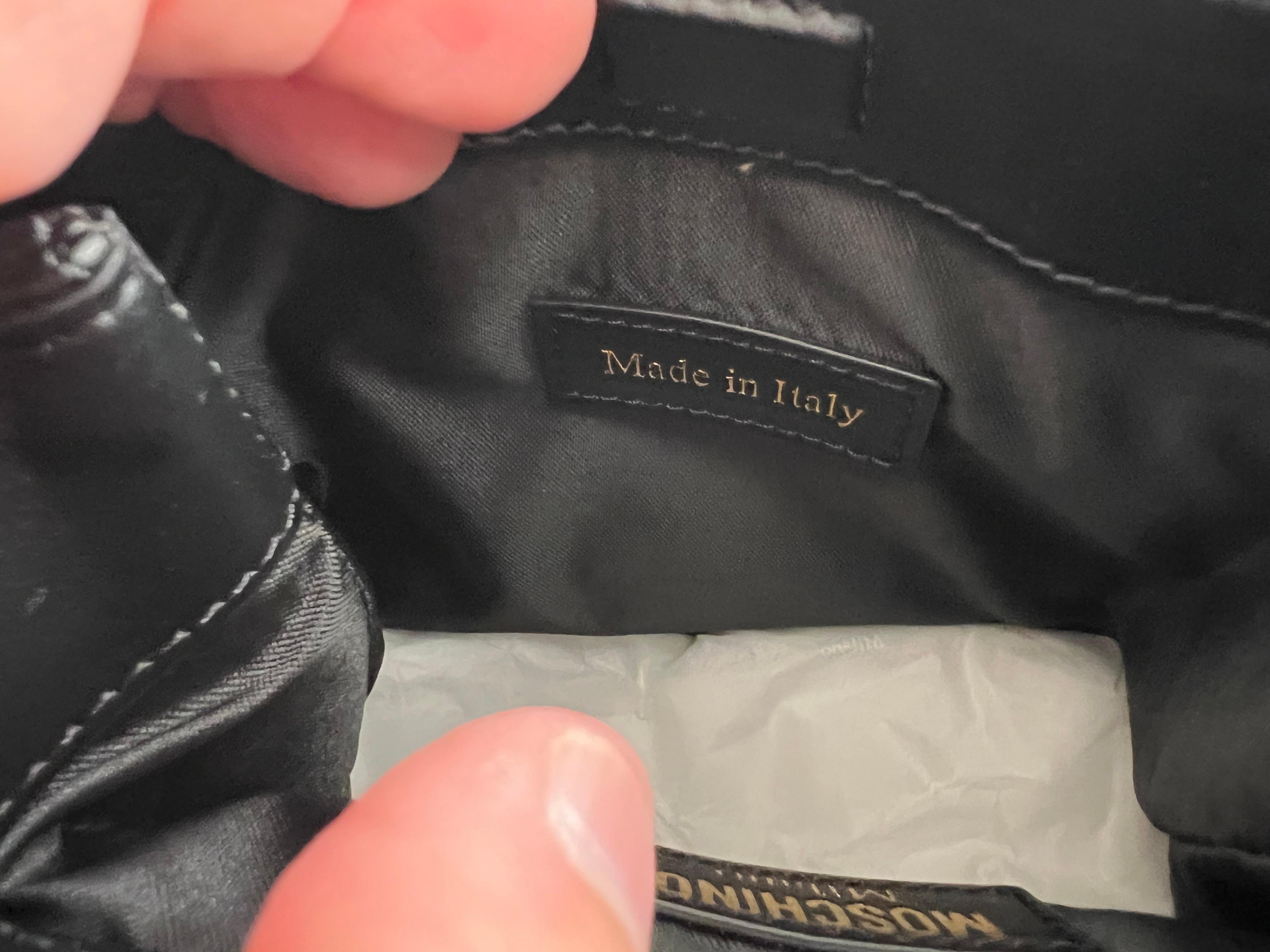 SS21 Moschino Couture Jeremy Scott Black Leather Mini Shopper Shoulder Bag Logo For Sale 6