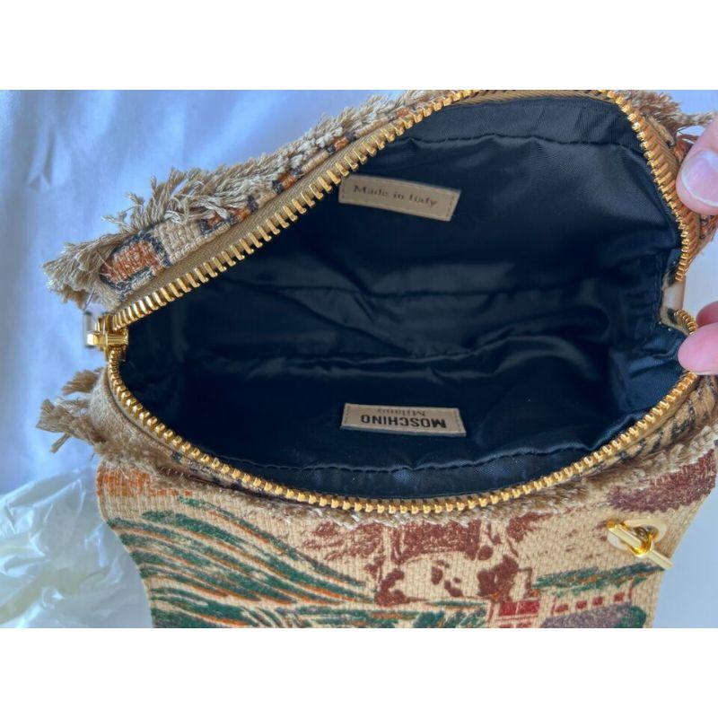SS21 Moschino Couture Moschino Farms Cow Tater Handtasche für das Handgelenk von Jeremy Scott im Angebot 6