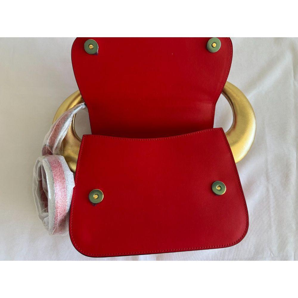 SS21 Moschino Couture Sac à bandoulière en corne rouge par Jeremy Scott en vente 6