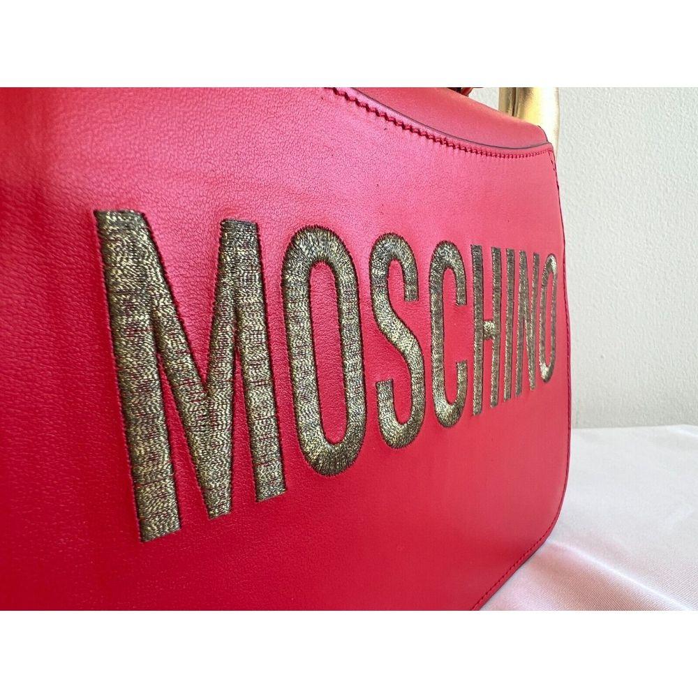 SS21 Moschino Couture Red Bullchic Horn-Detail Shoulder Bag by Jeremy Scott For Sale 3