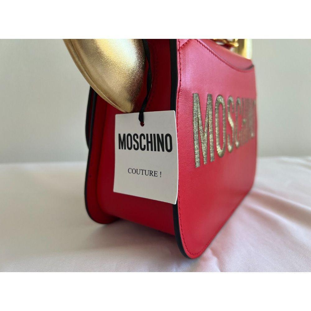 SS21 Moschino Couture Red Bullchic Horn-Detail Shoulder Bag by Jeremy Scott For Sale 4