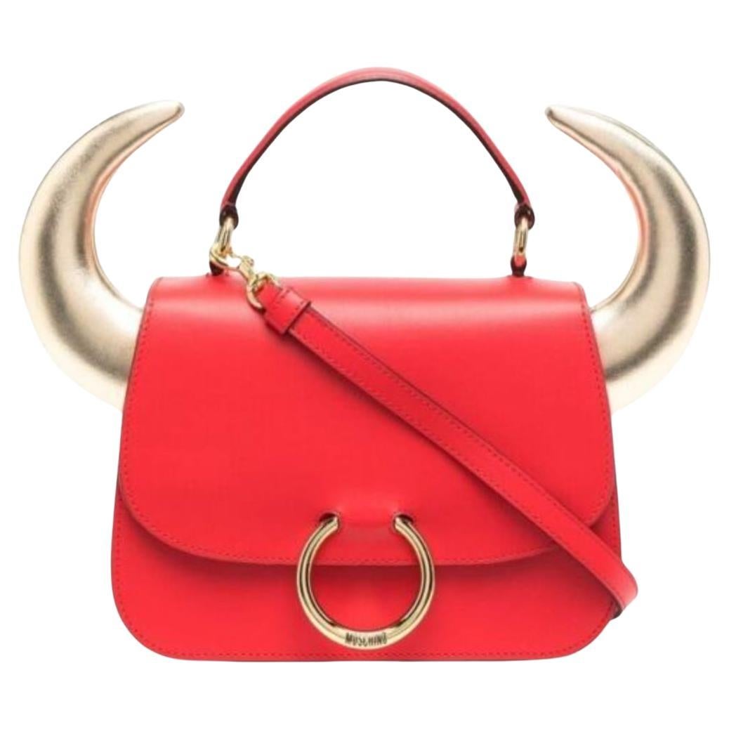SS21 Moschino Couture Red Bullchic Horn-Detail Shoulder Bag by Jeremy Scott For Sale