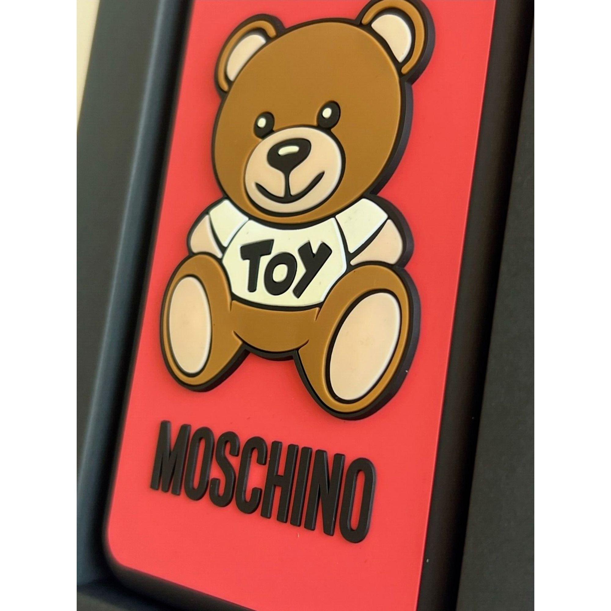 SS21 Moschino Couture Red iPhone XS Max Case with Teddy Bear Toy by Jeremy Scott For Sale 2