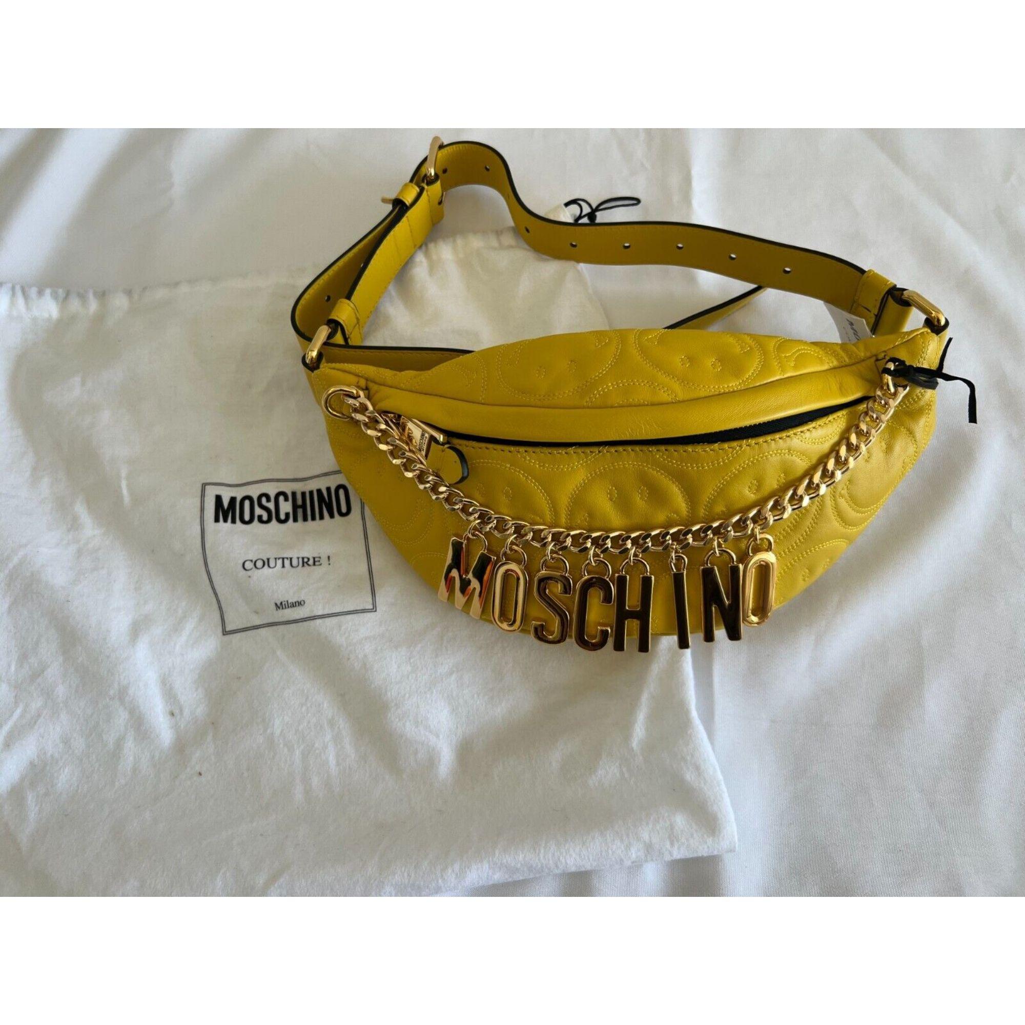 SS21 Moschino Couture Yellow Fanny Pack with Engraved Smiley by Jeremy Scott In New Condition For Sale In Palm Springs, CA