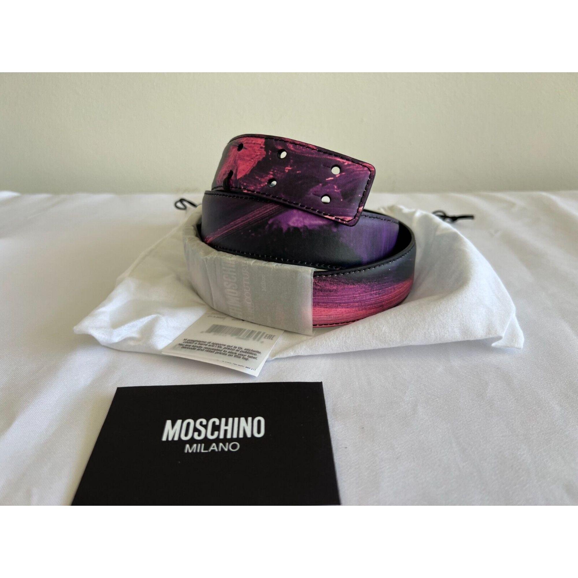 Women's SS22 Moschino Couture Brushstroke Purple Black Leather Logo Belt by Jeremy Scott For Sale