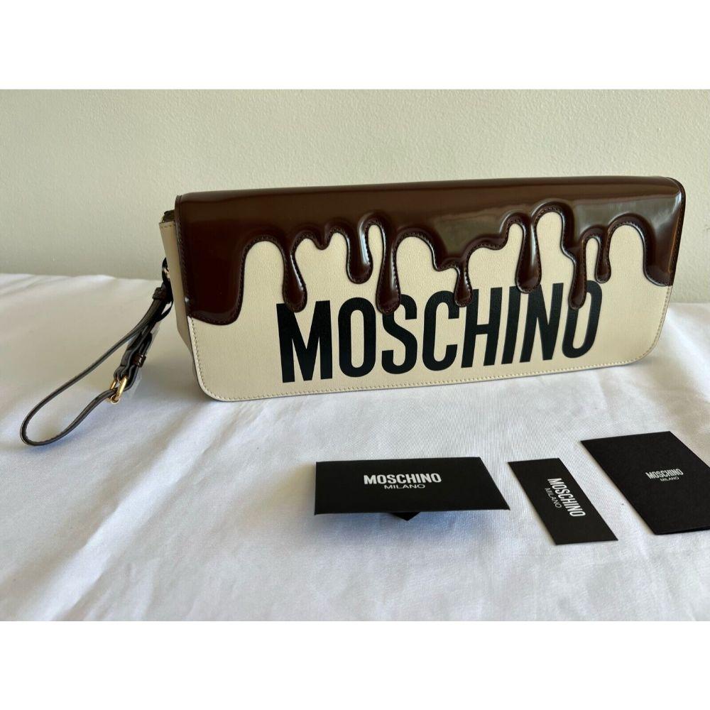 Sac à main Moschino Couture SS22 chocolaté de Jeremy Scott en vente 10