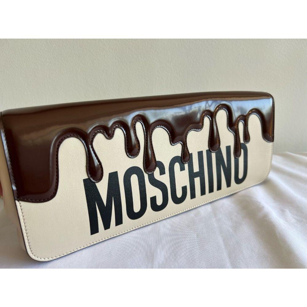 Sac à main Moschino Couture SS22 chocolaté de Jeremy Scott Pour femmes en vente