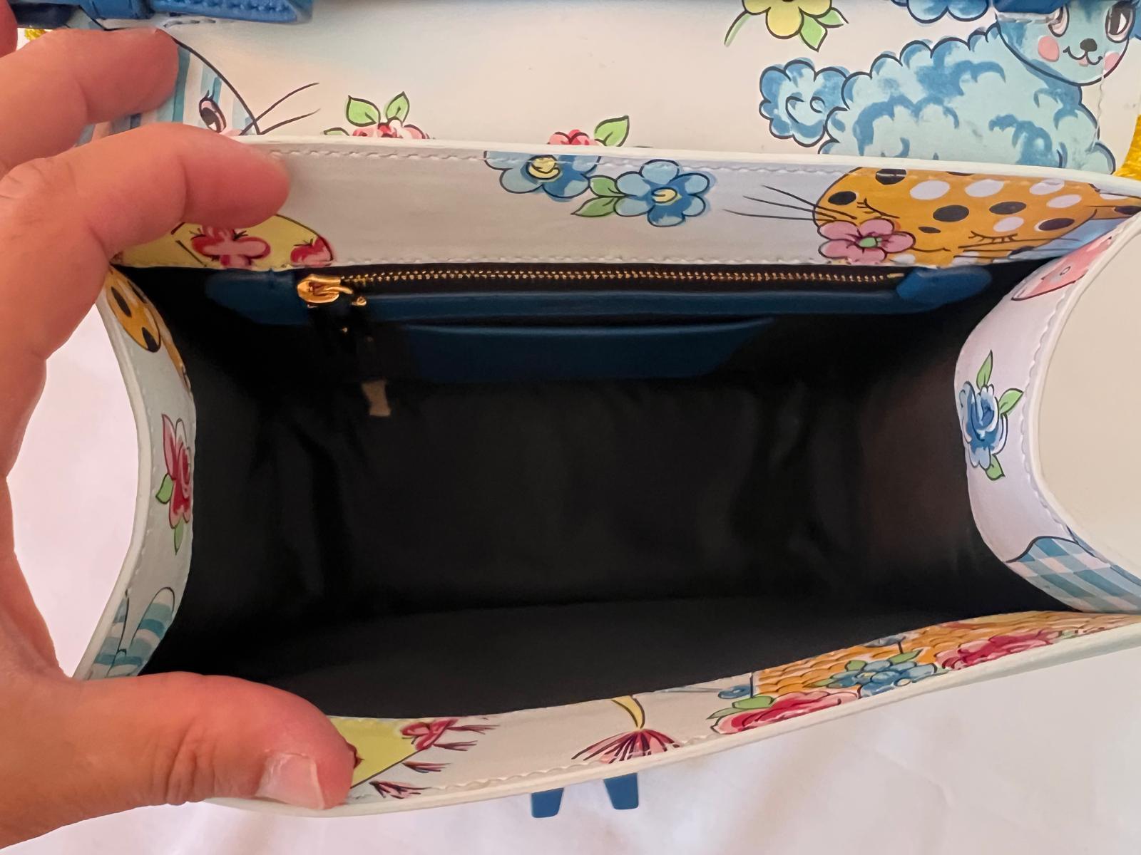 SS22 MOSCHINO Couture Jeremy Scott Bolso de hombro Fantasía Gato Floral 'M' infantil en venta 11