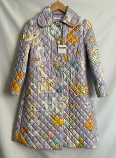 SS22 MOSCHINO Couture Jeremy Scott Manteau bouffant violet fantaisie pour enfant
