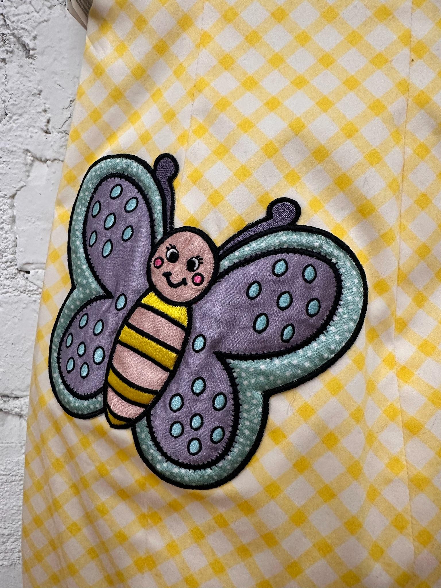 SS22 Moschino Couture Jeremy Scott - Vestito da bambino con orlo a griglia gialla e fantasia di pom pom in vendita 8
