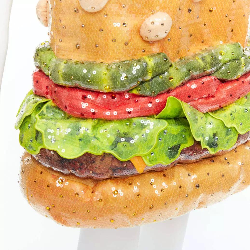 MOSCHINO Couture jupe Hamburger embellie de sequins Jeremy Scott, SS22 en vente 1