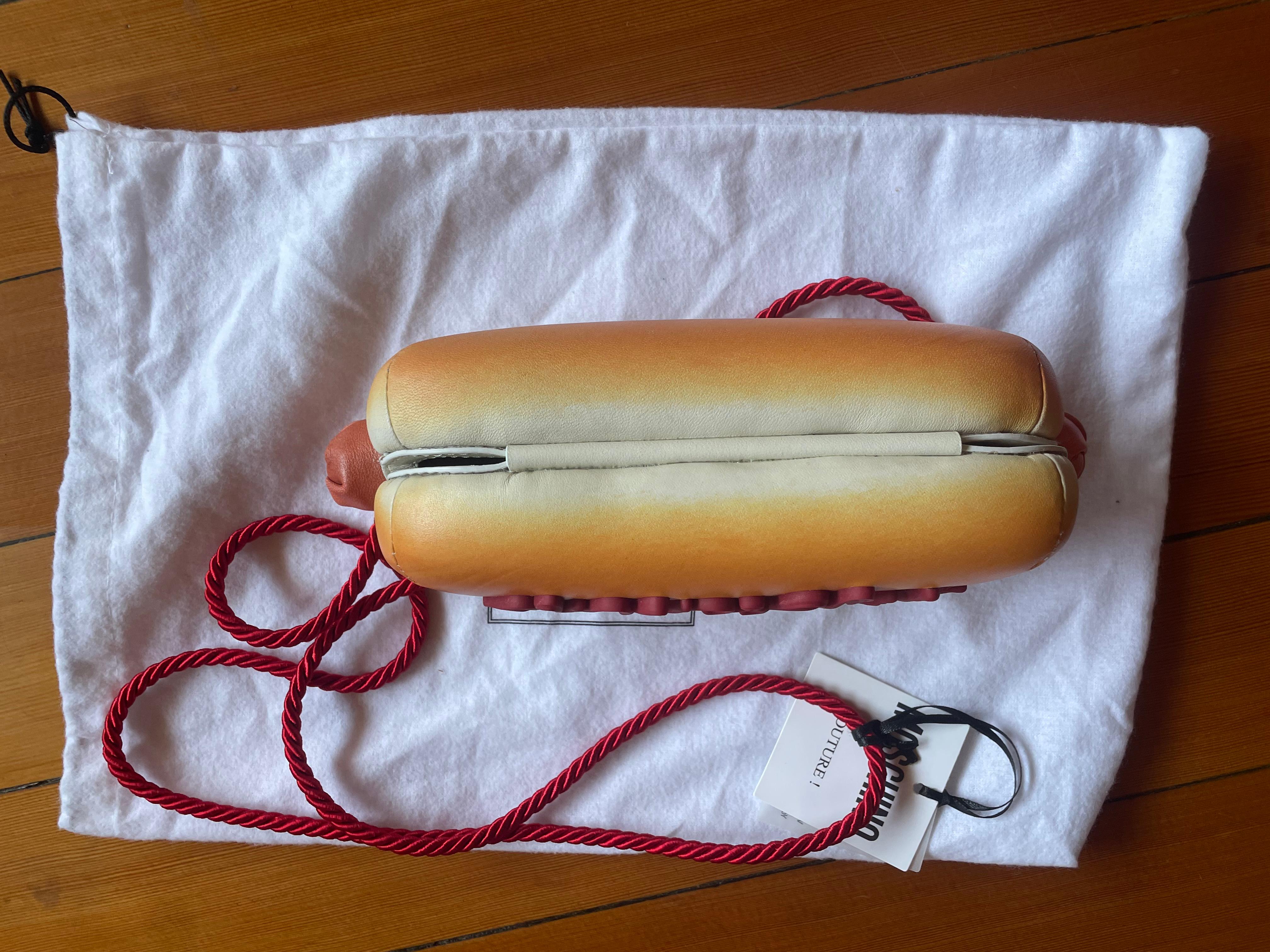 SS22 Moschino Couture Jeremy Scott Hotdog Diner Kollektion Brown Umhängetasche 2