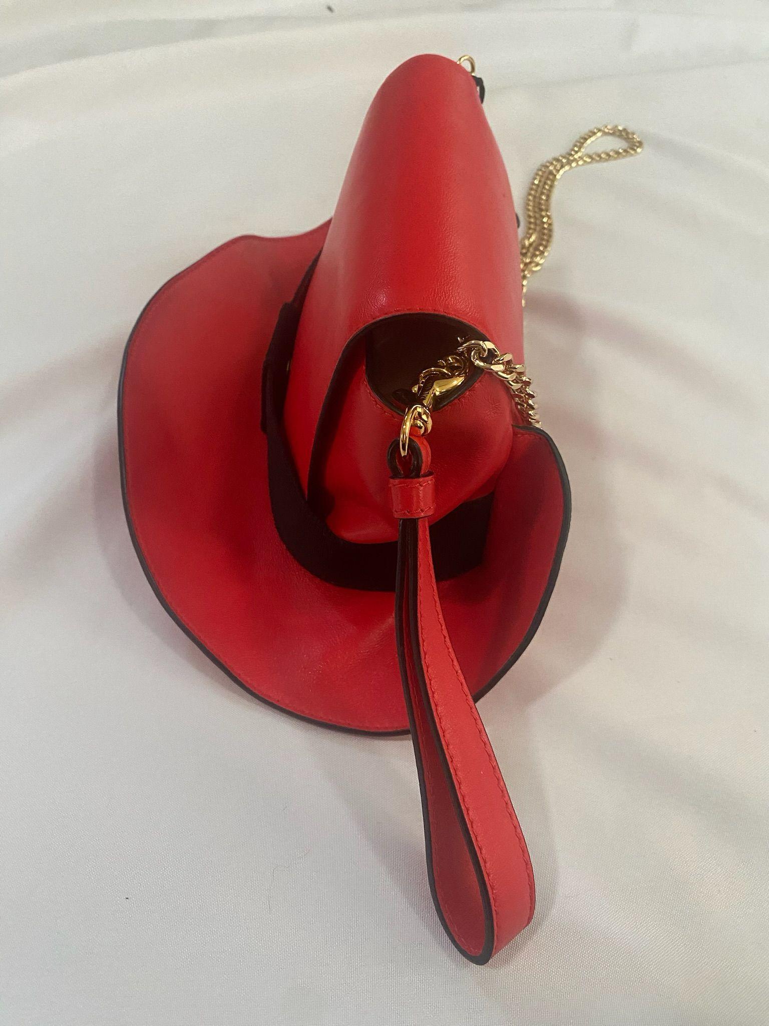 SS22 MOSCHINO Couture Jeremy Scott Red Hat Shaped Shoulder Wristlet Bag For Sale 1