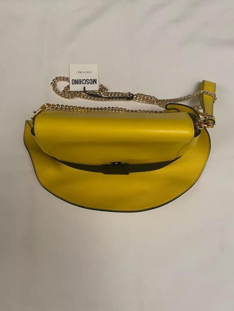 SS22 MOSCHINO Couture Jeremy Scott Yellow Hat Shaped Shoulder Wristlet Bag For Sale 3