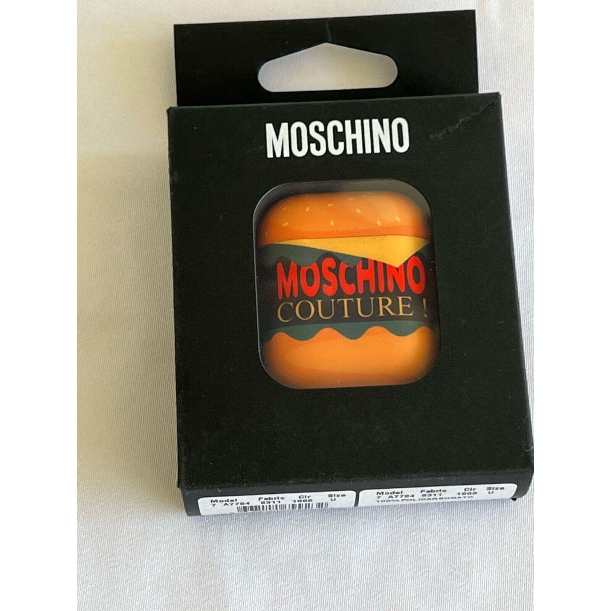 moschino airpod case