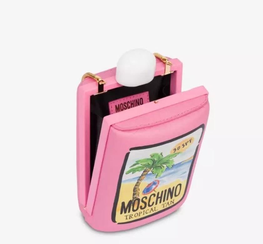 Women's SS22 MOSCHINO Tropical Tan Clutch Pink Padded Nappa Leather Sunscreen 30SPF For Sale