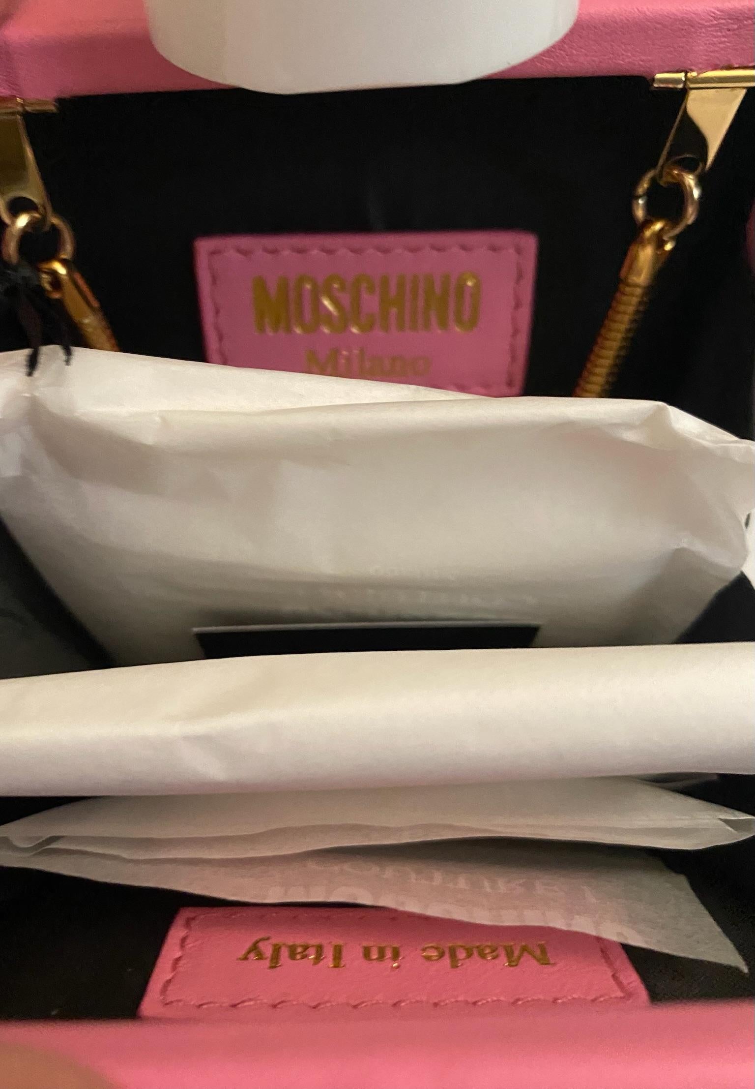 SS22 MOSCHINO Tropical Tan Clutch Pink Padded Nappa Leather Sunscreen 30SPF For Sale 4