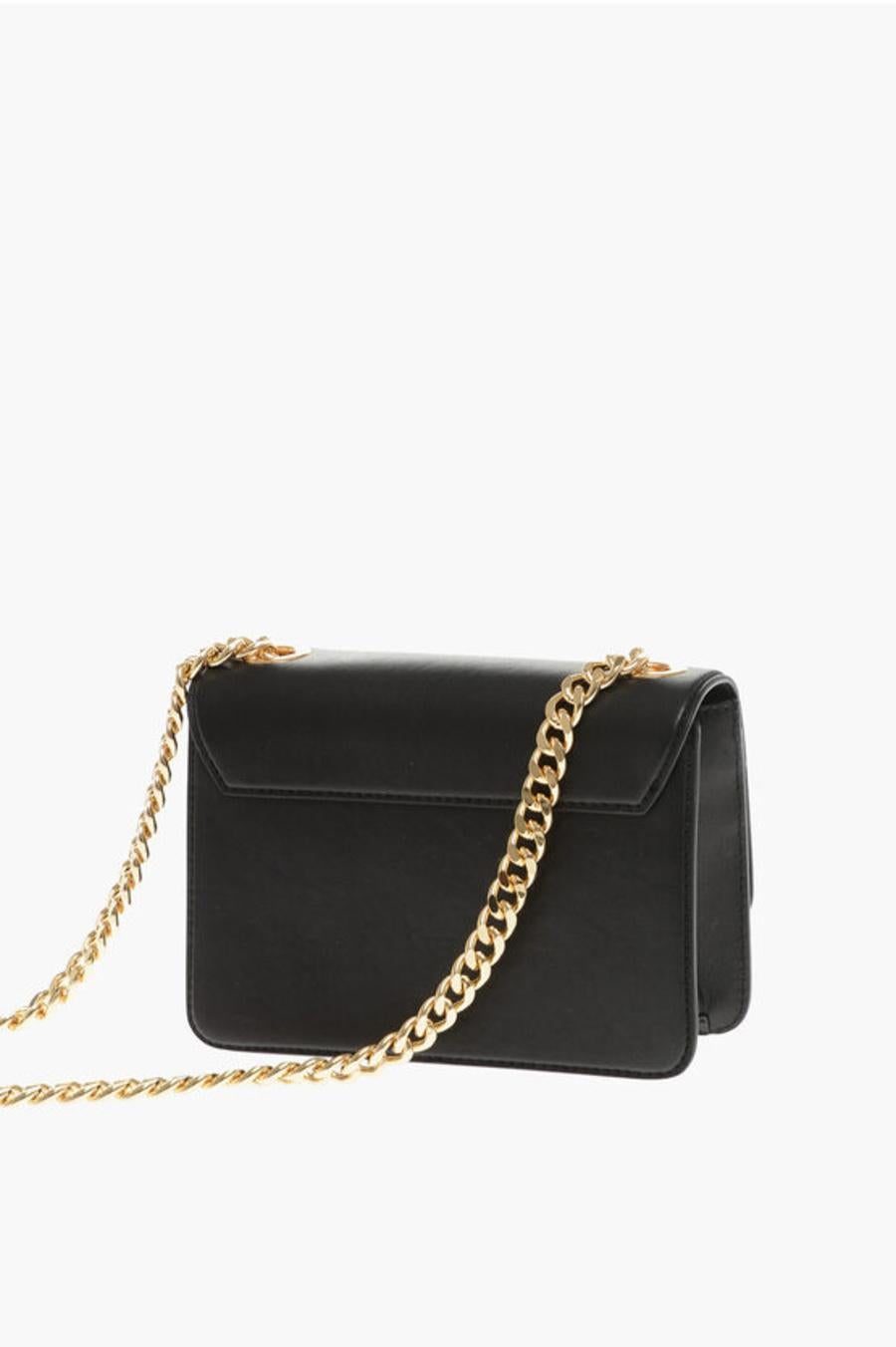 *Remise en stock d'un article rare !

MOSCHINO COUTURE

Sac à bandoulière en cuir noir avec cœur rouge gonflable 

Collection S23 de Jeremy Scott



PDSF 786 $ + taxes !


SUPER MIGNON !

100% Authentique ! !!



Condit : Neuf avec étiquettes, sac à