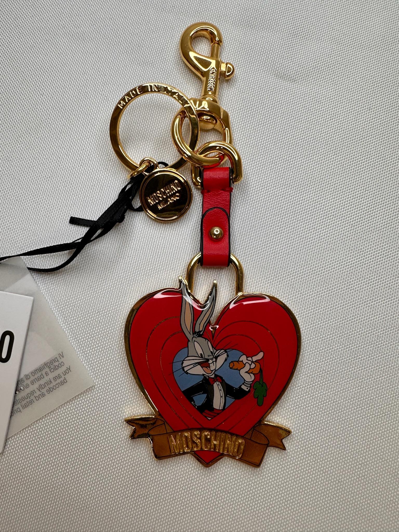 Moschino Couture Jeremy Scott SS23 Portachiavi Cuore Rosso Bugs Bunny in vendita 2