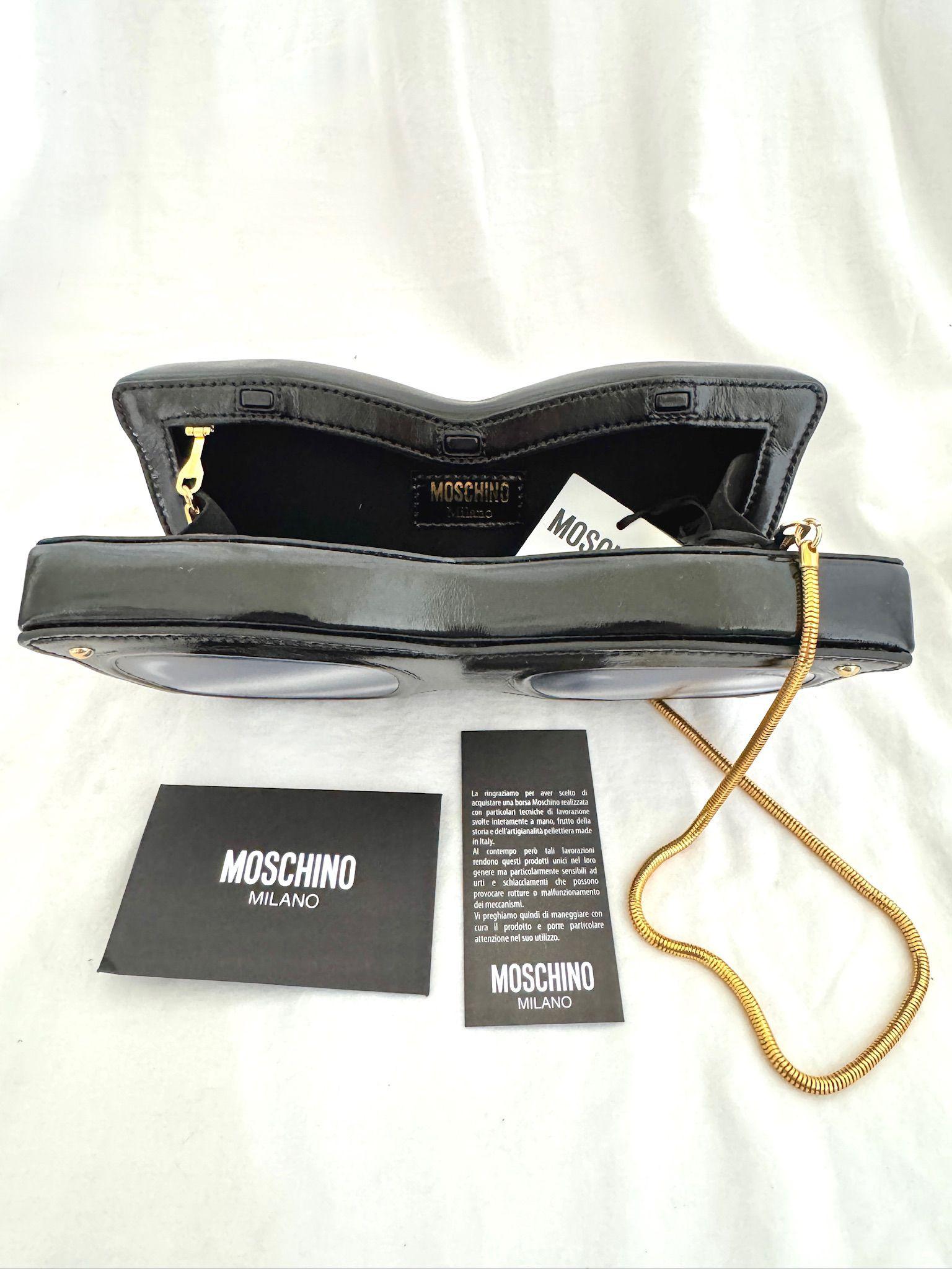 Women's SS23 MOSCHINO Couture Jeremy Scott Gold Chain Sunglasses Shaped Shoulder Bag