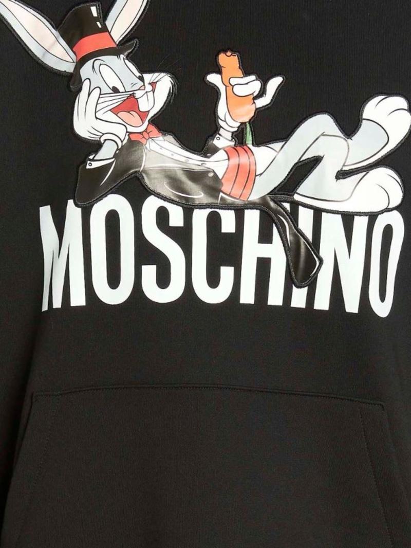 MOSCHINO Couture Jeremy Scott, bonnet de l'année chinoise des insectes rouges, SS23 Neuf - En vente à Los Angeles, CA
