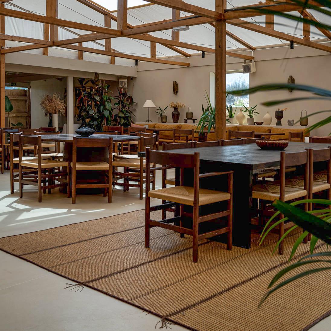 SS4 - Sedia da pranzo in legno contemporanea con seduta in corda naturale in vendita 9
