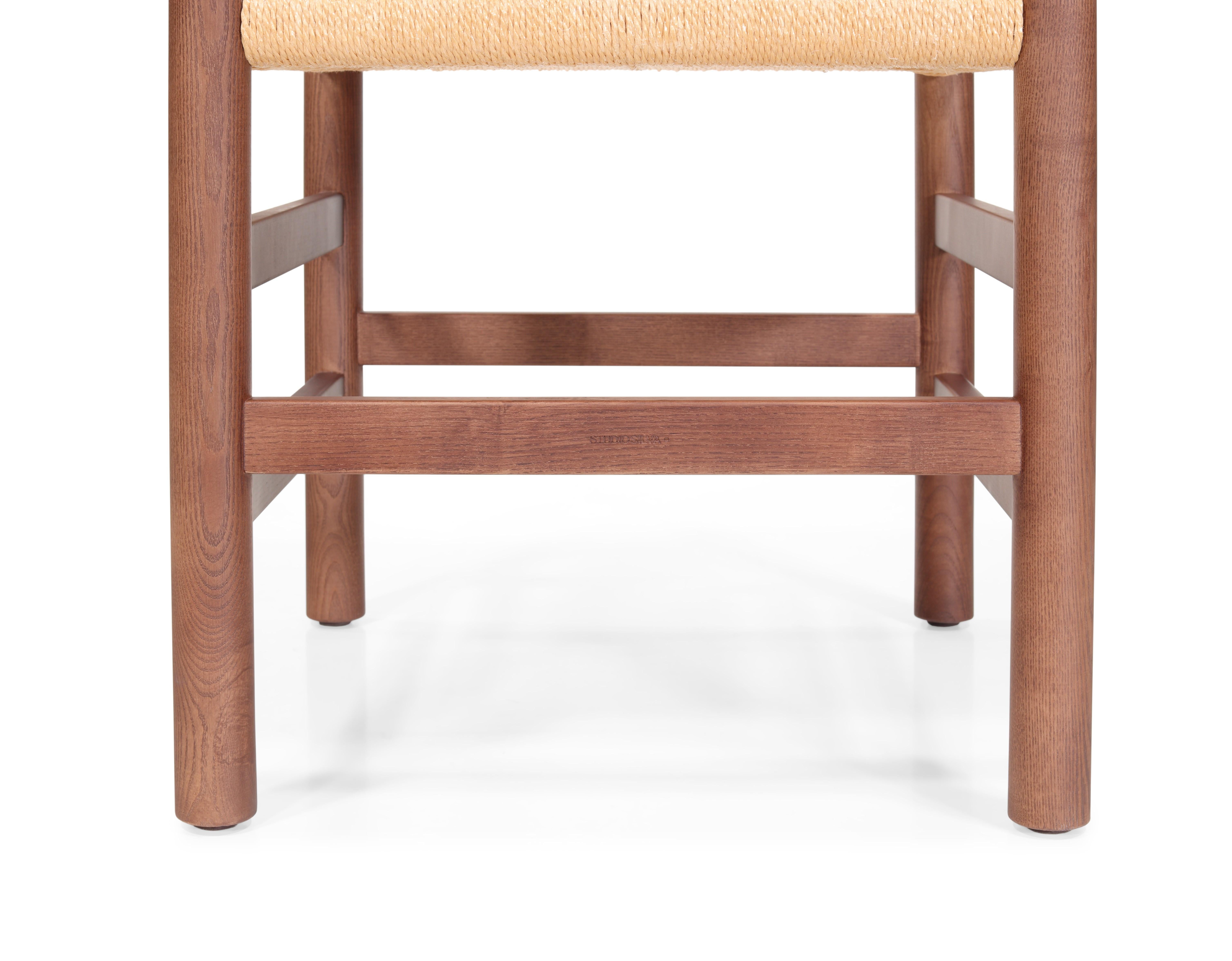 Falegnameria SS4 - Sedia da pranzo in legno contemporanea con seduta in corda naturale in vendita