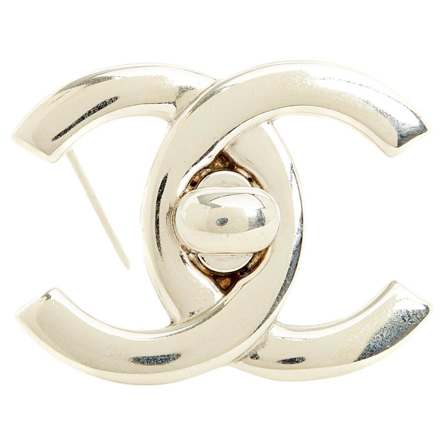 Chanel Classic Silver CC Pearl Brooch For Sale at 1stDibs