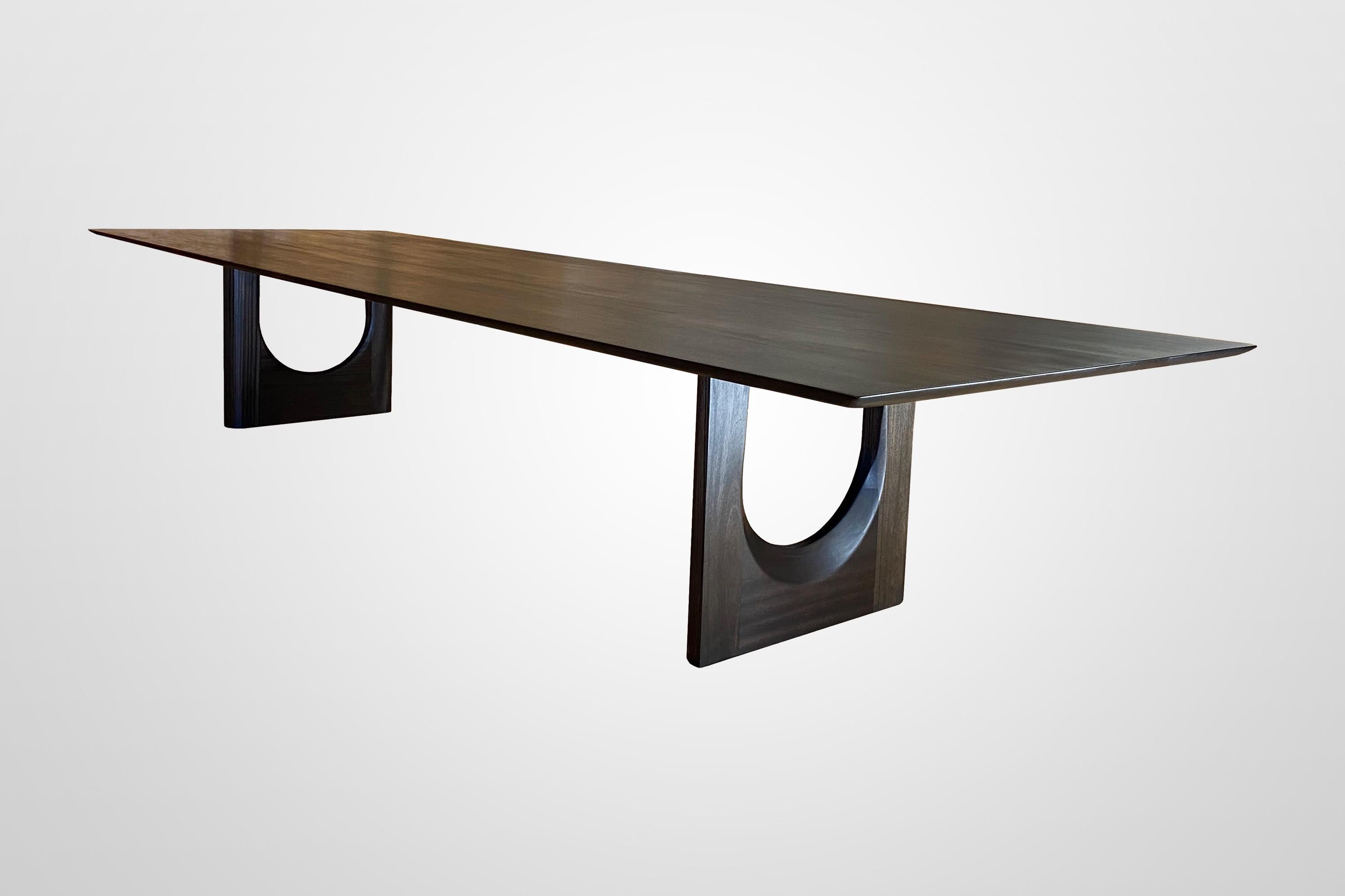 Ssang Biep (ㅃ) Dining Table  For Sale 6