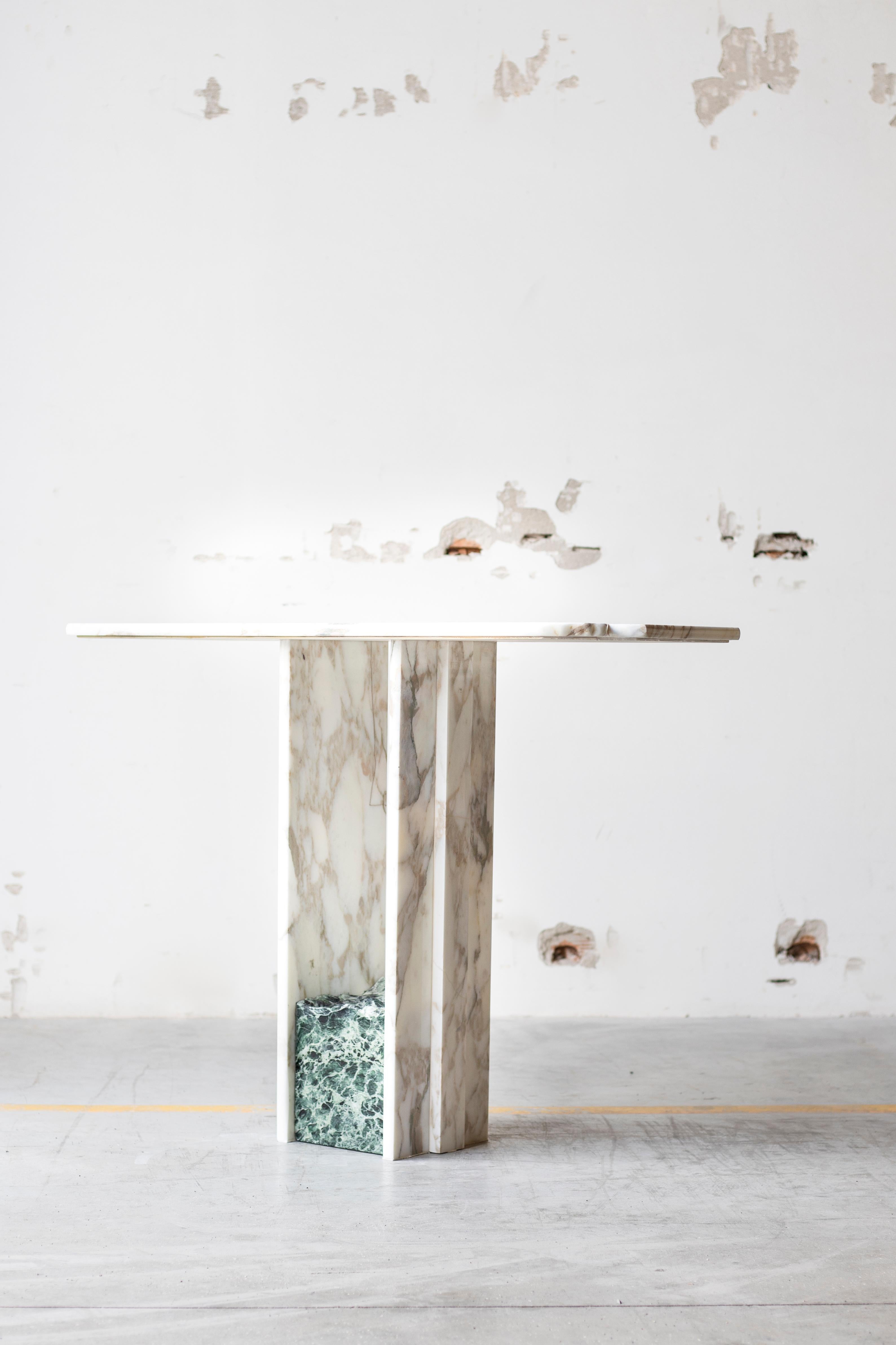 Modern SSC103 Contemporary Console in Reclaimed Marble For Sale