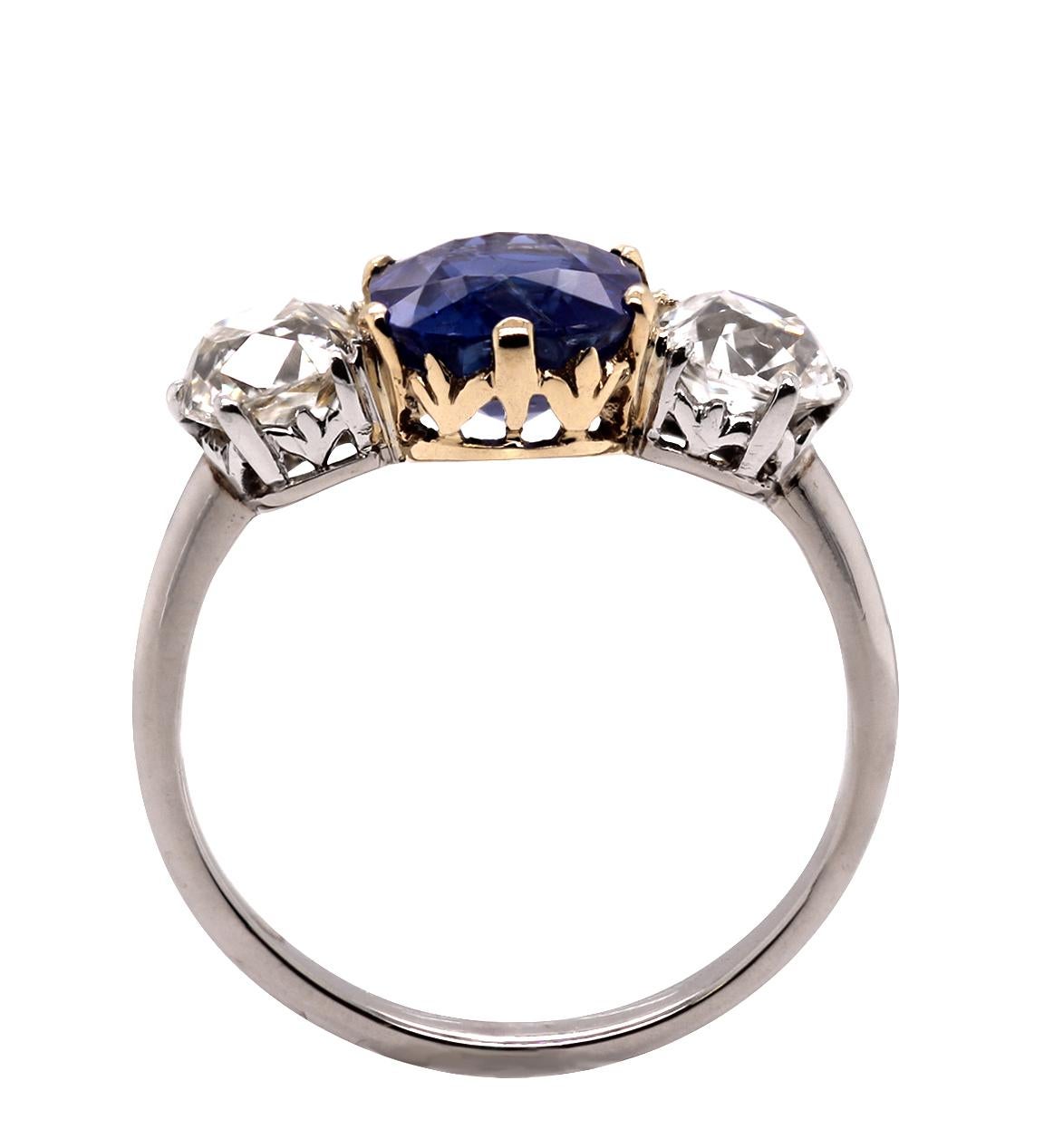 SSEF Certified 2.2 Carat 1920s Kashmir Sapphire and Diamond Ring In Excellent Condition In London, GB