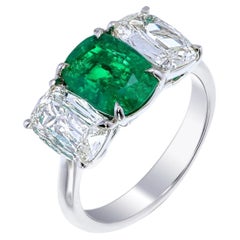 SSEF Certified 2.27 Carat No Oil Colombian Emerald and Diamond Three-Stone Ring