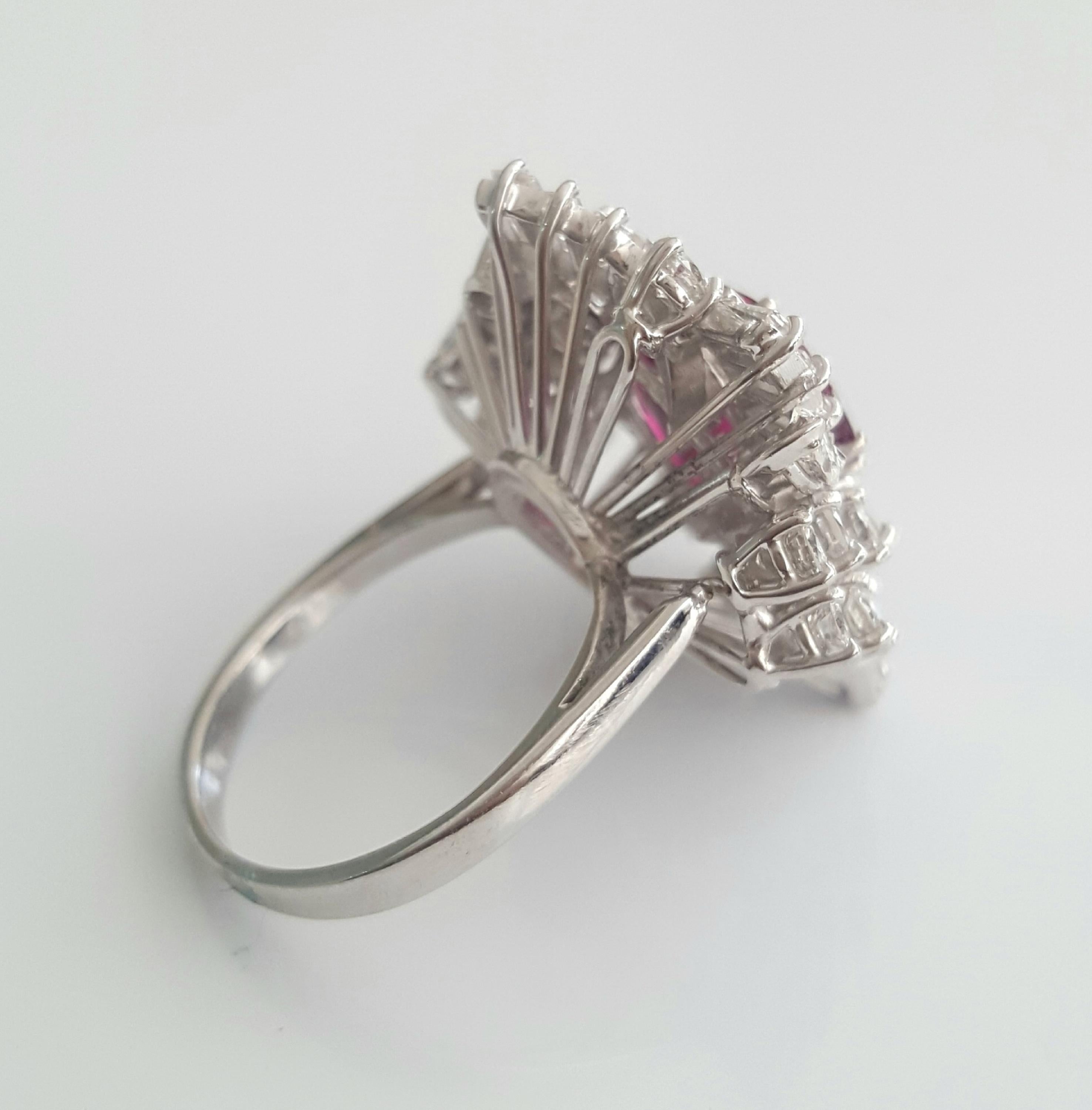 SSEF Certified 2.50 Carat Cushion Natural Ruby ‘Heat’ and White Diamond Ring In New Condition For Sale In New York, NY