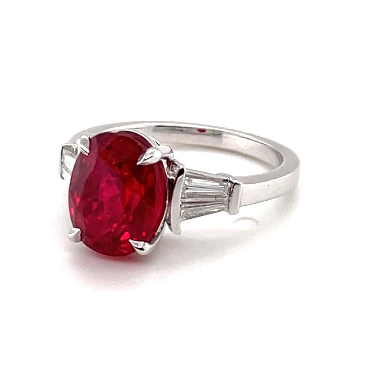 SSEF Certified 3.39 Carats Red Burma Spinel and Diamond 18 Karat White Gold Ring
