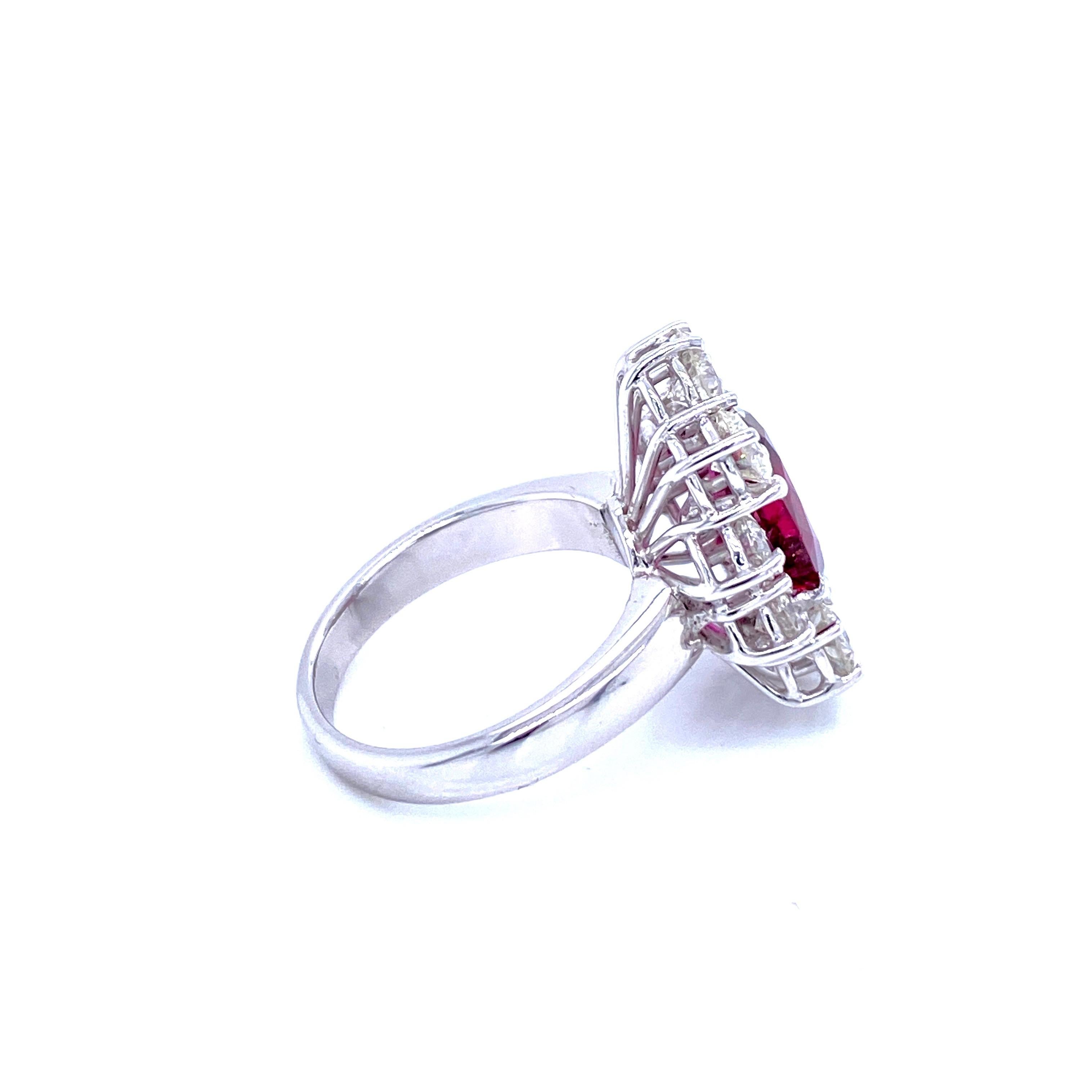 SSEF Certified 3.80 Carat Ruby Diamond Gold Ring 3
