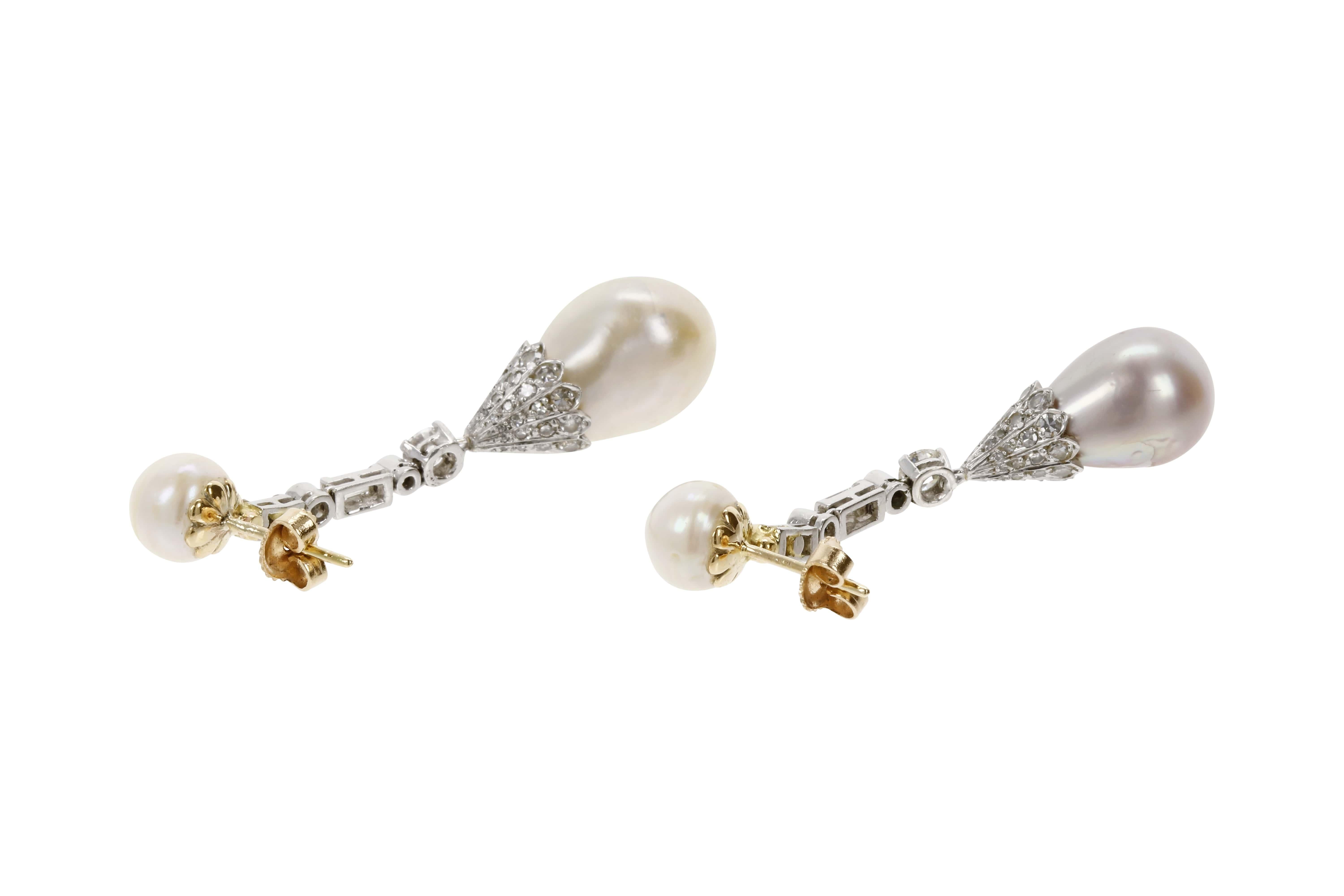 Art Deco SSEF Certified 60 and 44 Grain Natural Pearl Diamond Drop Earrings For Sale