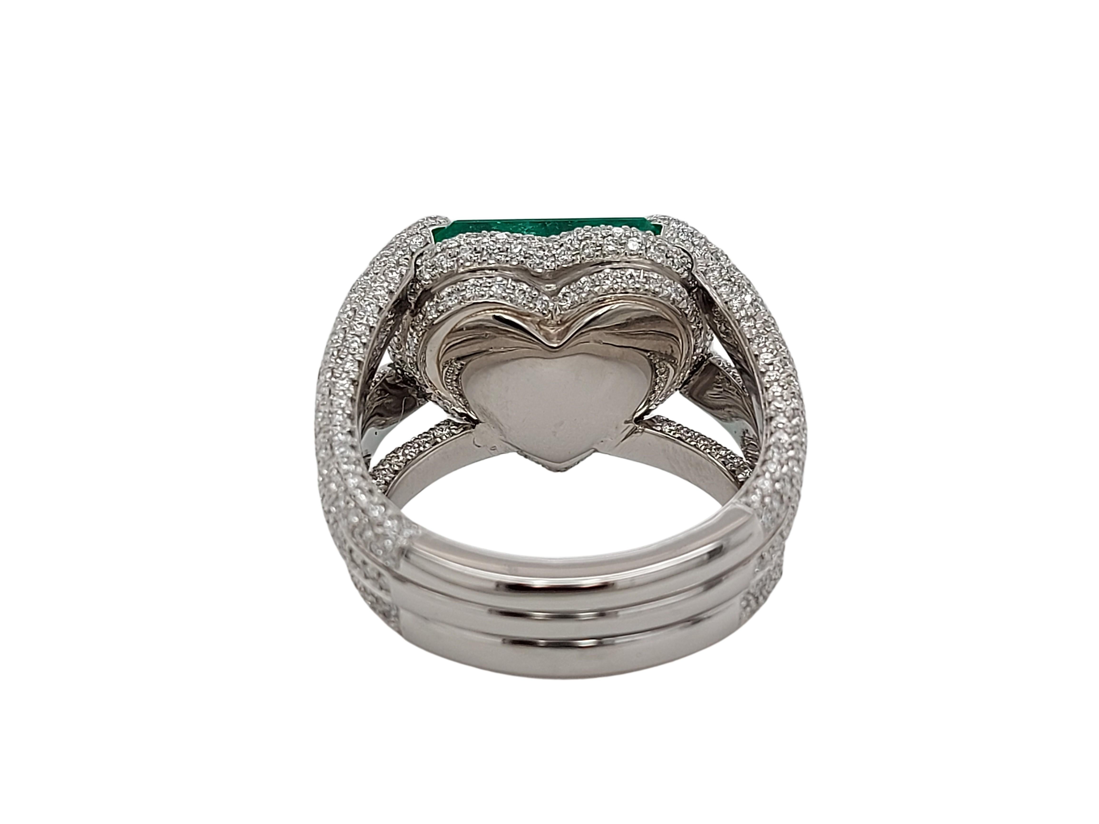 SSEF Certified Platinum 9 Ct Colombian Emerald Minor & Diamonds Unique Ring For Sale 7