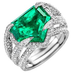 SSEF Certified Platinum 9 Ct Colombian Emerald Minor & Diamonds Unique Ring