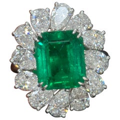 SSEF GRS Certified 4.14 Carat Colombian No Oil Emerald White Diamond Gold Ring