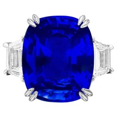 SSEF Switzerland Bague en saphir bleu de 7.26 carats non chauffé et diamant taille coussin