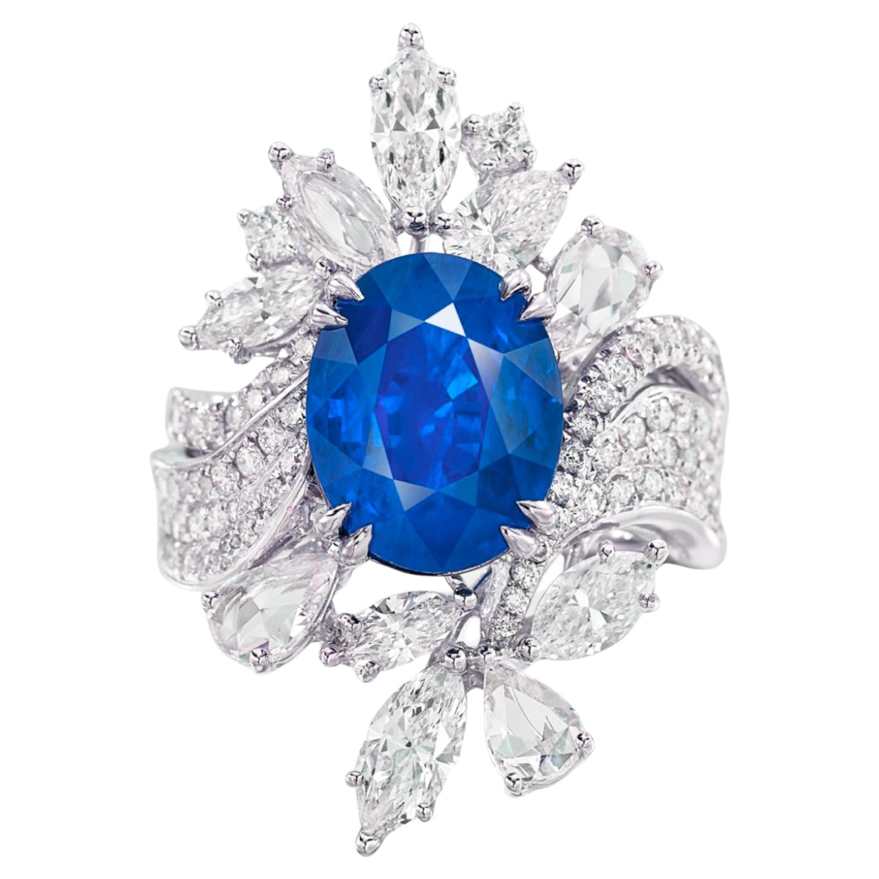 Anello in platino con zaffiro birmano non riscaldato e diamanti SSEF in vendita