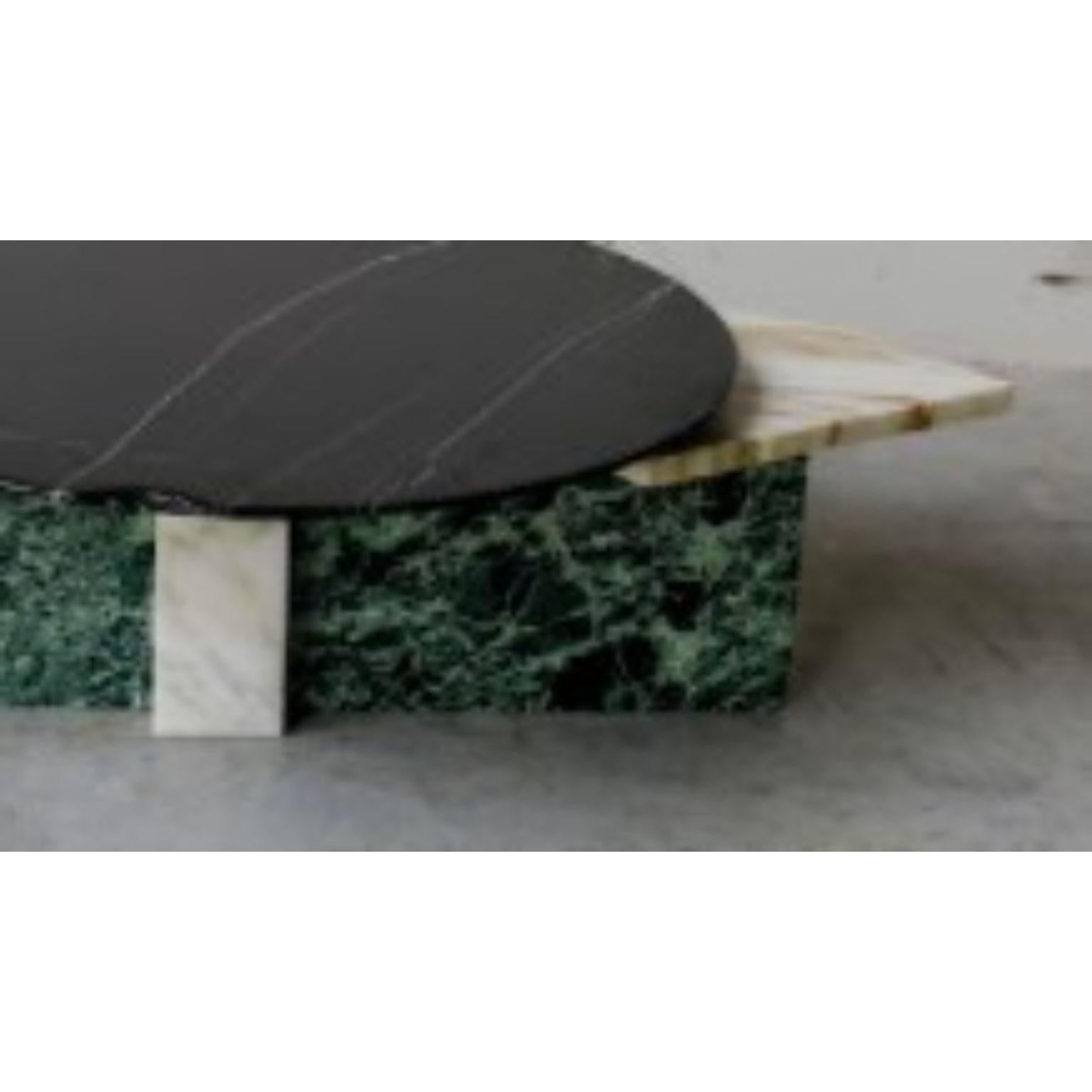 SST003 Low Table by Stone Stackers In New Condition In Geneve, CH
