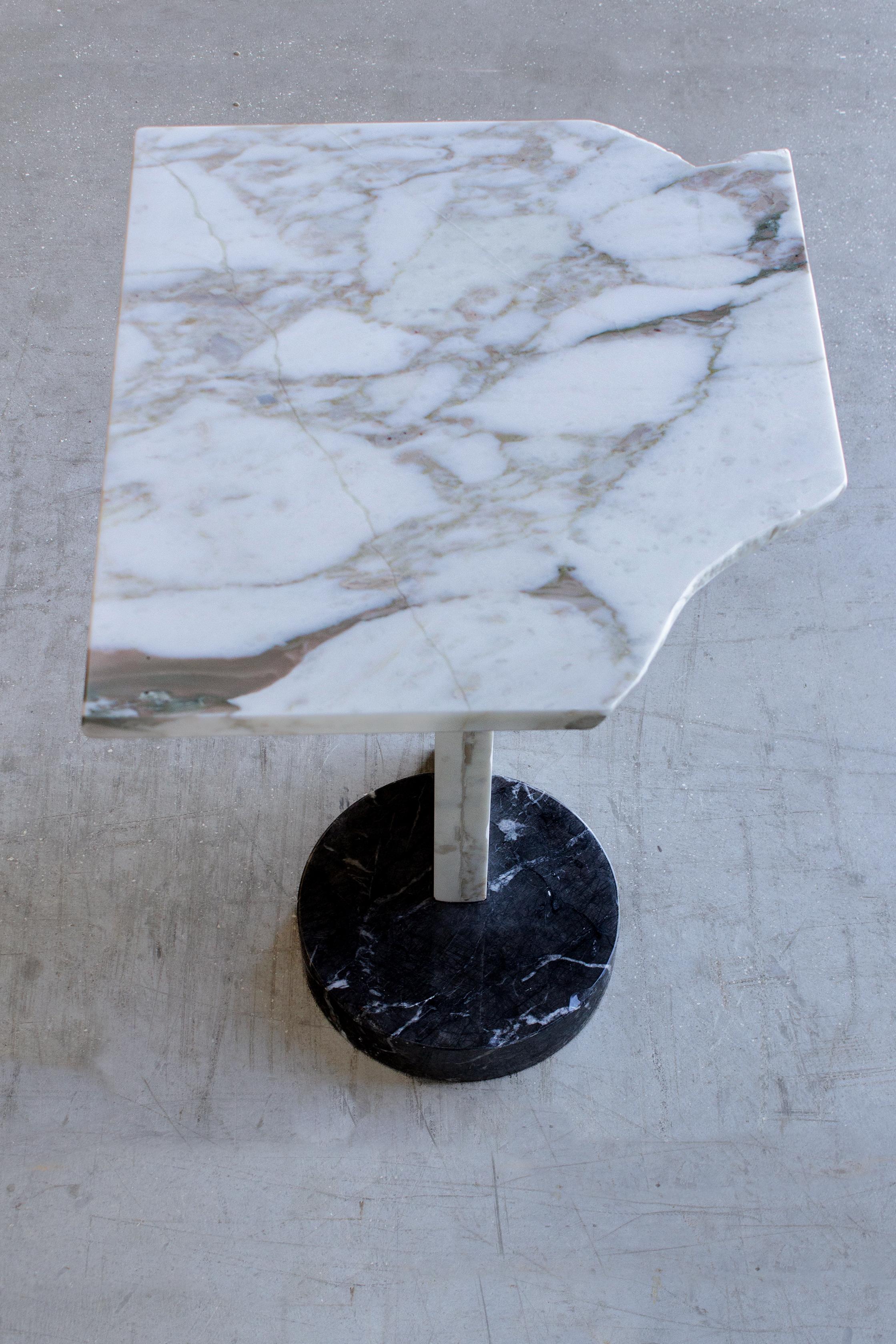 SST022 Side Table by Stone Stackers In New Condition For Sale In Geneve, CH
