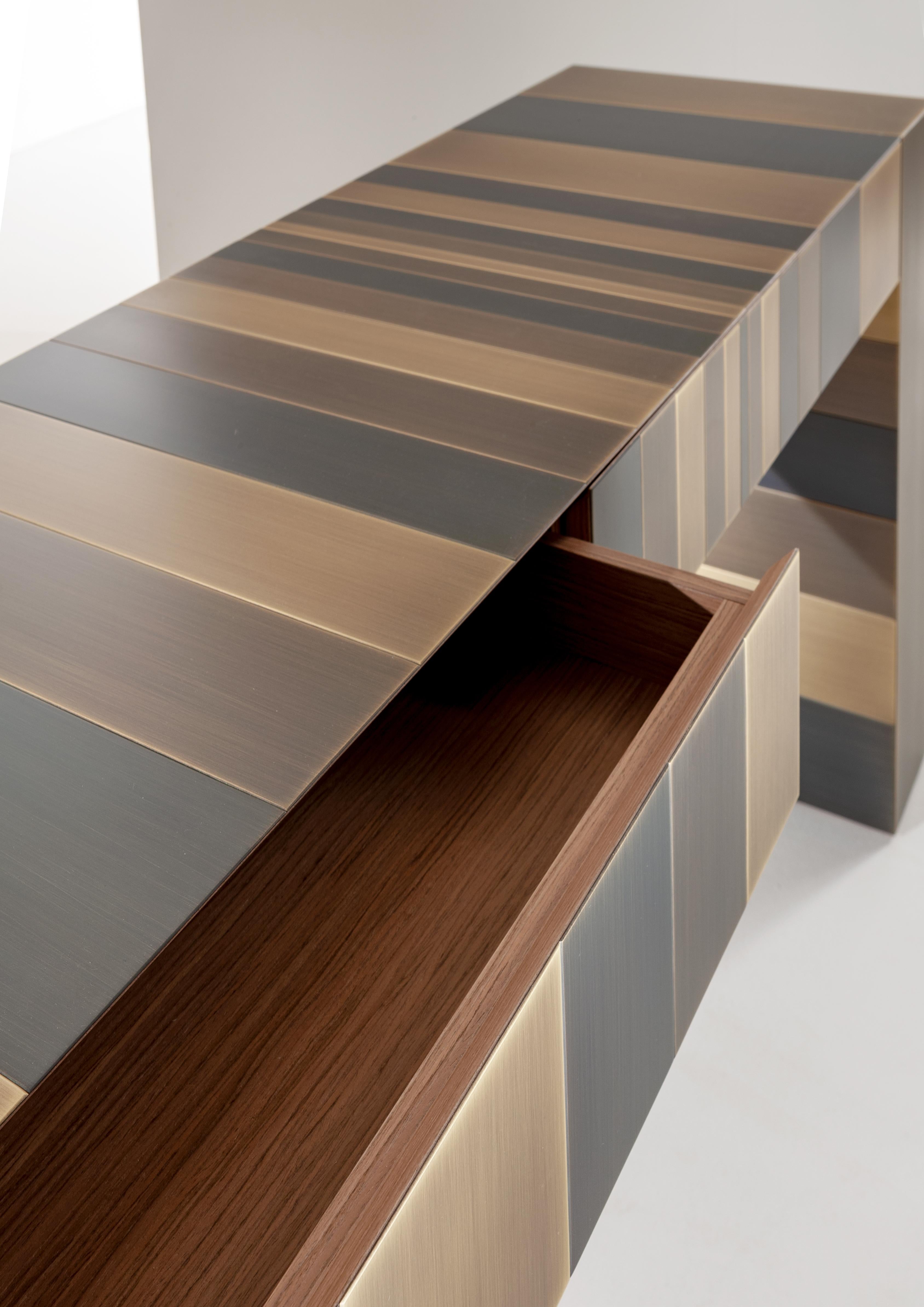 Post-Modern ST 50 Desk Table by Laurameroni For Sale