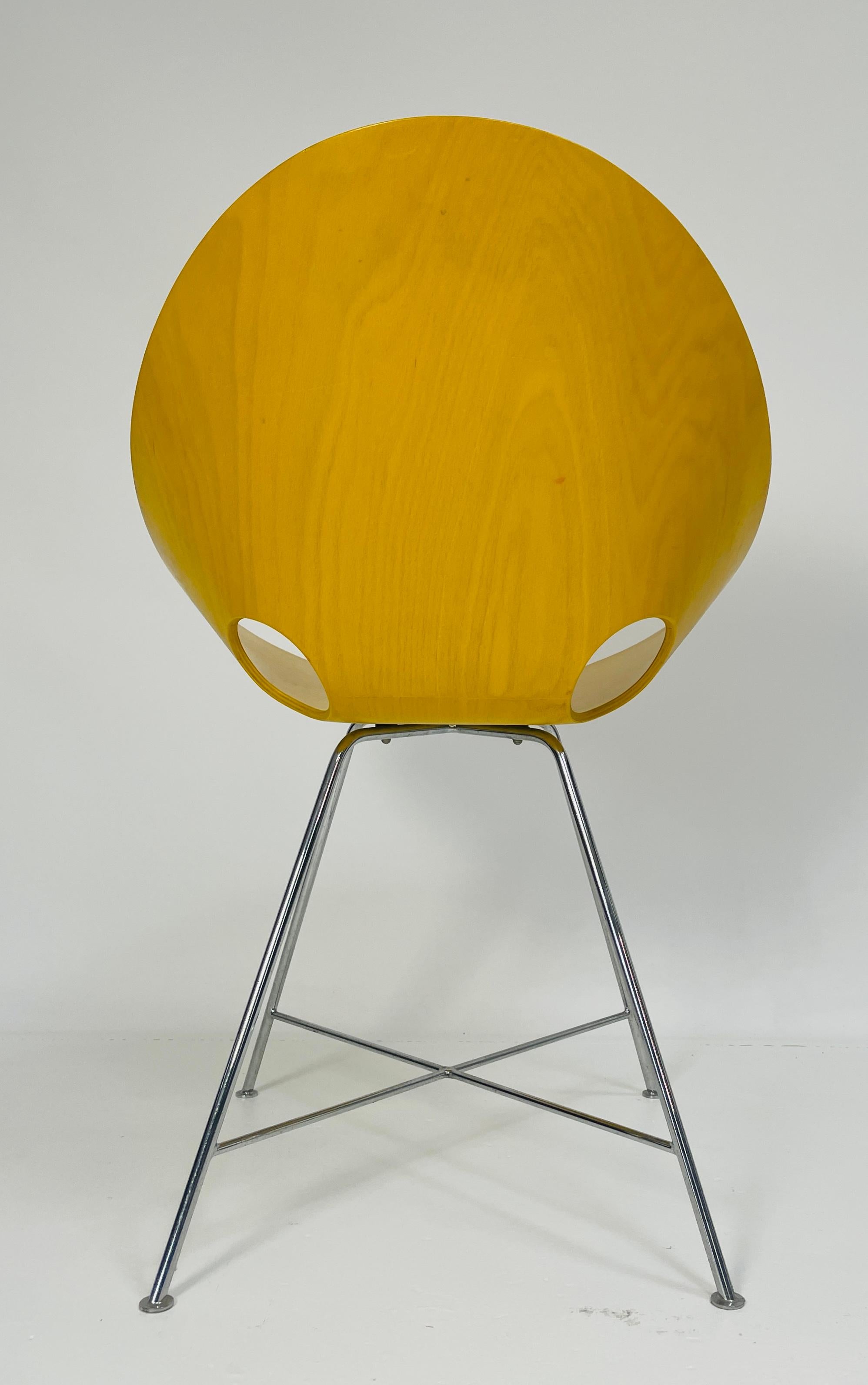 Mid-20th Century ST 664 Shell Chairs, Designed by Eddie Harlis For Sale