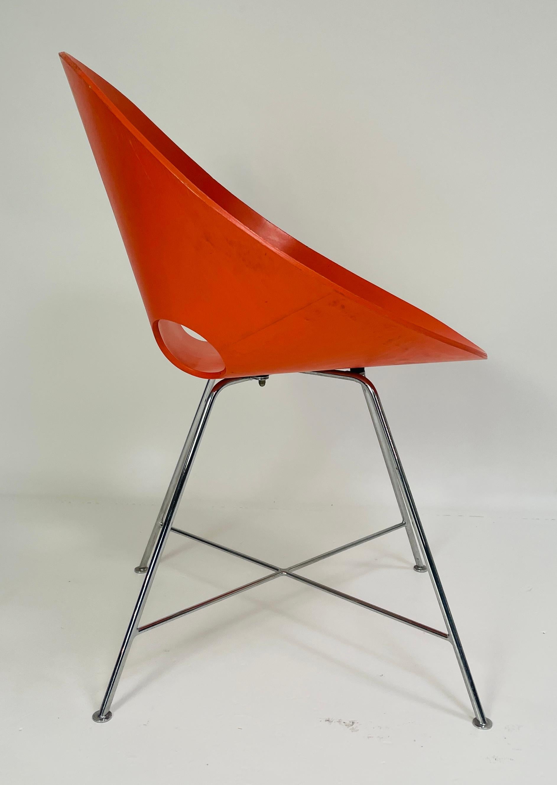 German ST 664 Shell Chairs, Designed by Eddie Harlis, Orange For Sale