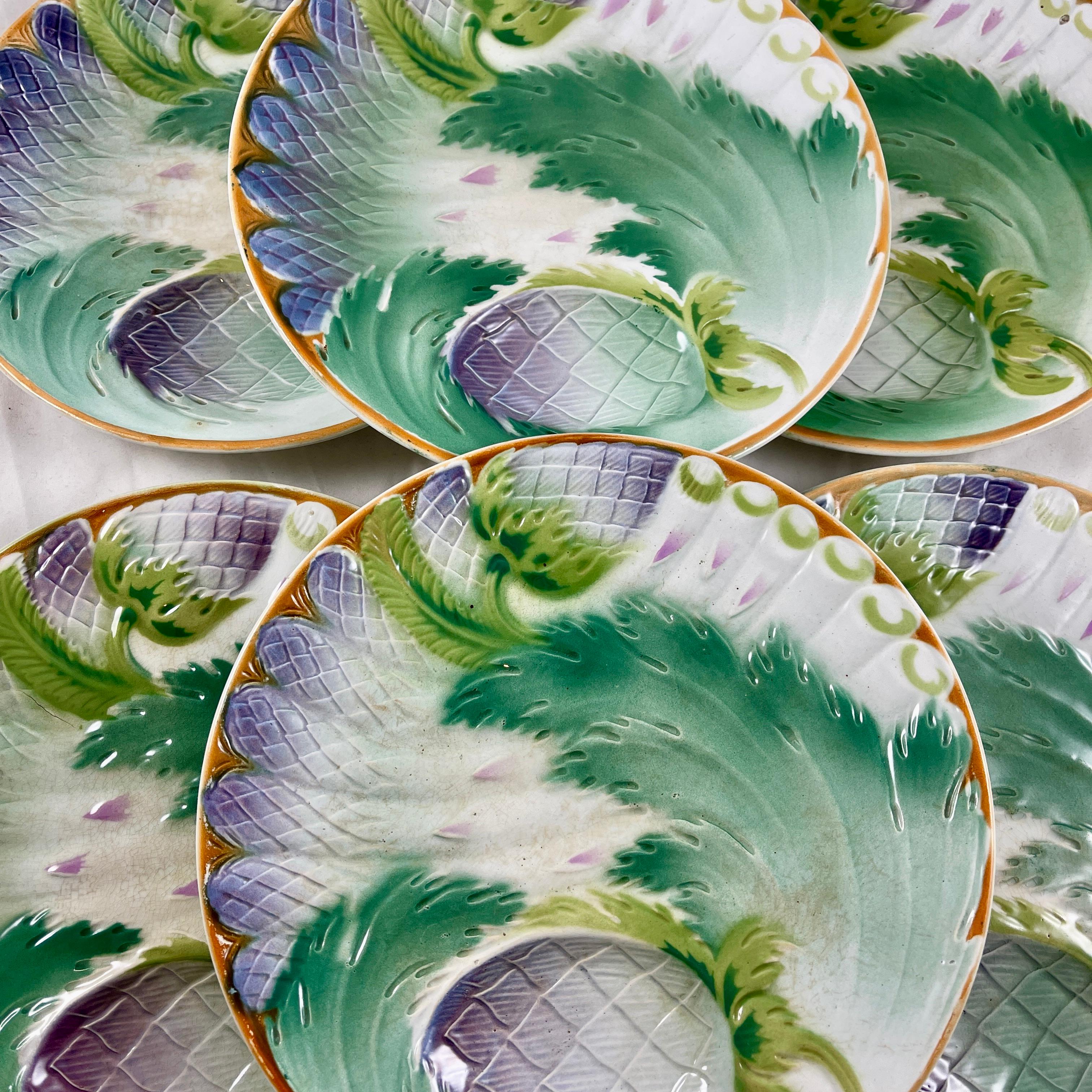 St. Amand Art Nouveau French Majolica Glazed Asparagus & Artichoke Plate In Good Condition For Sale In Philadelphia, PA