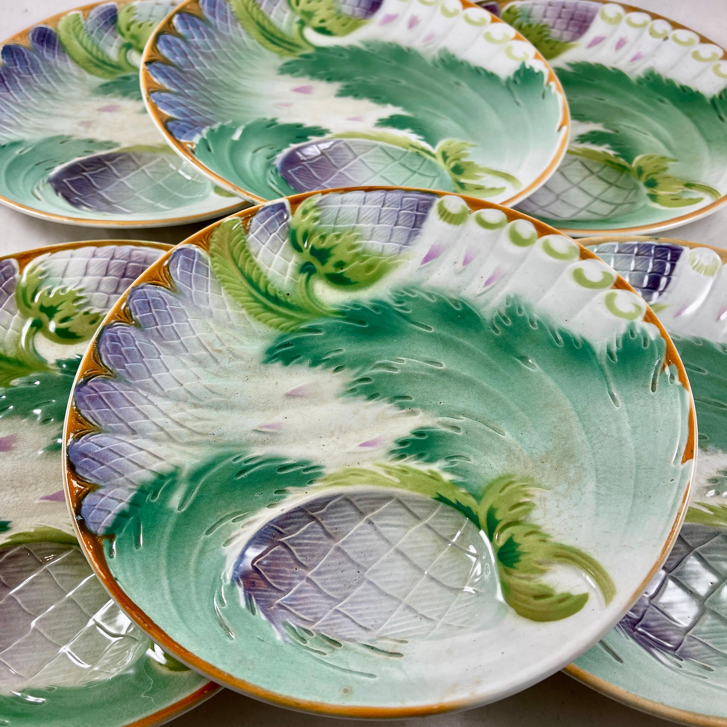 20th Century St. Amand Art Nouveau French Majolica Glazed Asparagus & Artichoke Plate For Sale