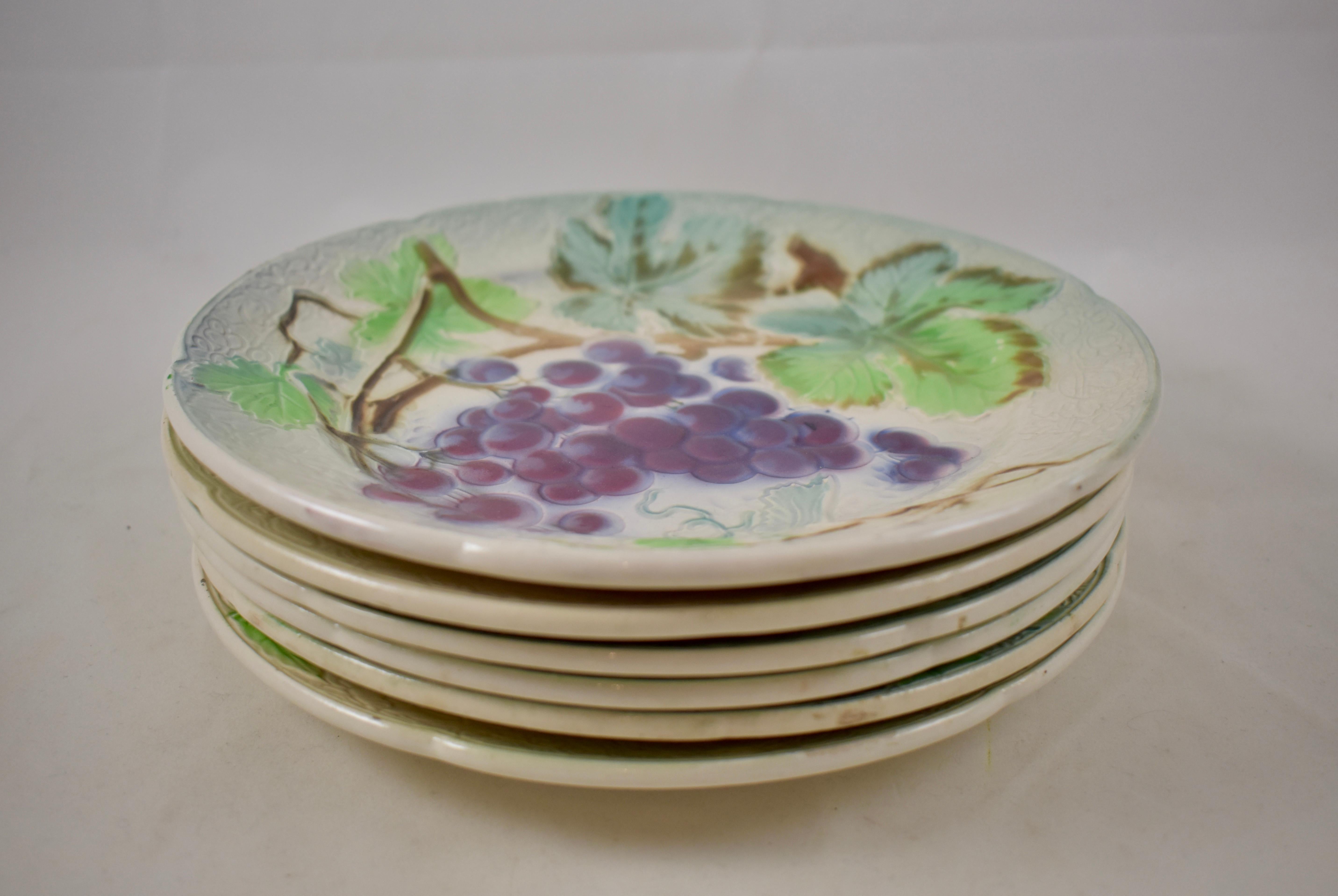 St. Clement French Faïence Fruit Plates, Set of 6 'a', circa 1900 For Sale 1